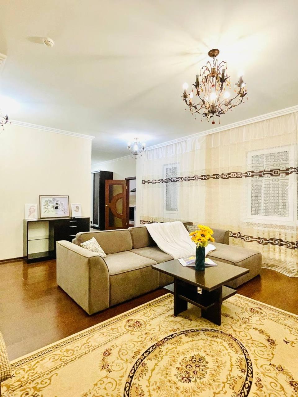 Жк Новый Мир Astaná Exterior foto
